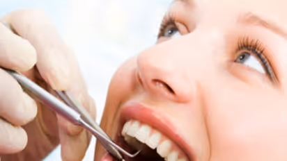 மருத்துவர்" ஆ" காட்ட சொல்வது இதற்கு தான்..! உங்கள் "நா" கலரே சொல்லிவிடும் பிரச்சனை என்னவென்று..!