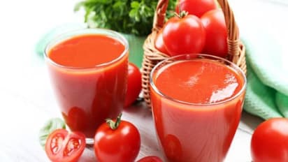 தக்காளி சாற்றை தினமும் ஒரு டம்ளர் குடித்து வாருங்கள்! நடக்கும் அதியசயத்தை நீங்களே பார்ப்பீர்கள்...