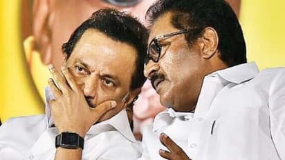 ஸ்டாலினை மிரட்ட அரசர் நடத்தும் அதிரடி ஆபரேஷன்: கூட்டணிக்கு வேட்டு வைக்குமா அவசர செயற்குழு!