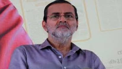 மருத்துவ சிகிச்சைக்காக அமெரிக்கா செல்லும் பினராயி விஜயன்… கேரளாவில் நல்ல மருத்துவமனை இல்லையா ? பினராயிக்கு எதிராக எழும்பும் குரல்கள்!!