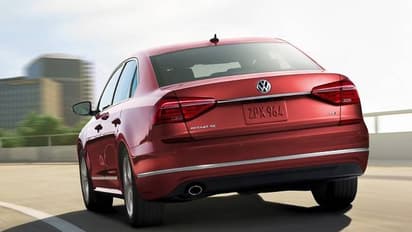 പസാറ്റിനെ വീണ്ടും പരീക്ഷിച്ച് ഫോക്സ് വാഗണ്‍