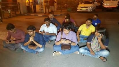 தமிழக செய்தியாளர்களை டெல்லியில் புறக்கணித்த முதலமைச்சர்..! செய்தி சேகரிக்க அனுமதி மறுக்கப்பட்டதற்கு எதிர்ப்பு!