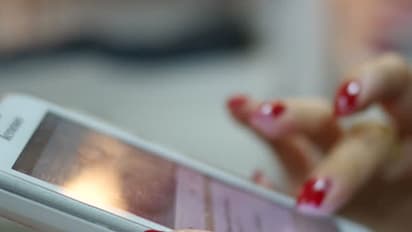 ಸೆಕ್ಸ್ಟಿಂಗ್ ಬಗ್ಗೆ ಹದಿವಯಸ್ಸಿನ ಮಕ್ಕಳು ತಿಳಿದಿರಲೇಬೇಕಾದ ಸಂಗತಿಗಳಿವು!