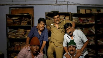 ஒரே படத்தில் ஆறு இயக்குநர்கள் முக்கிய கதாபாத்திரத்தில் நடிக்குறாங்க. அப்படி என்ன படம்?