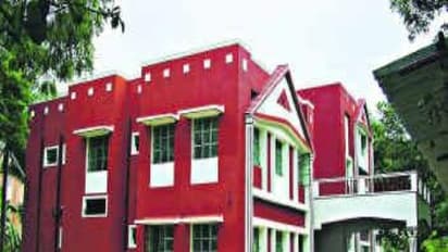 குடும்ப தகராறில் மன உளைச்சல் - சிறப்பு உதவி ஆய்வாளர் தீக்குளிப்பு...