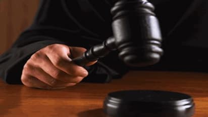 புதுக்கோட்டை கலெக்டர் மீது நீதிமன்ற அவமதிப்பு வழக்கு; நேரில் ஆஜராகணும்னு நீதிமன்றம் அதிரடி