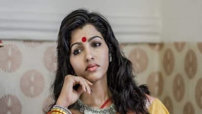 இப்போ பேசலன்னா எப்போ பேசுறது..? மெர்சலை நேரடியா வெளுத்து வாங்கிய தன்ஷிகா!