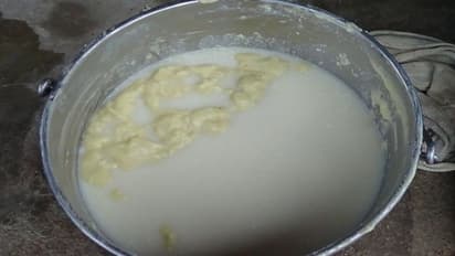 விவசாயிகள் இந்த கரைசலை குறைந்த செலவில் தயார் செய்து அதிக மகசூல் பெறலாம்...