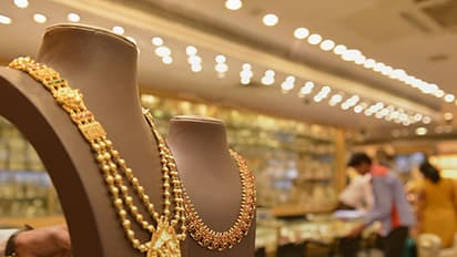 gold rate today: தங்கம் விலை 2 நாட்களுக்குப்பின் உயர்வு: சவரன் ரூ.37ஆயிரத்தில் ஊசலாட்டம்: இன்றைய நிலவரம் என்ன?