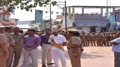 வாடிவாசலில் காளைகள் துள்ளிப்பாயுமா? - அலங்காநல்லூர், பாலமேட்டில் கலெக்டர் திடீர் ஆய்வு