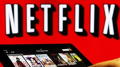 கொரோனாவால் முடங்கிய திரைத்துறை... தயாரிப்பாளர் சங்கத்திற்கு டாலரில் வாரிக்கொடுத்த நெட்பிளிக்ஸ்...!