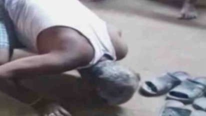 முதியவருக்கு செருப்படி...! காரணம் தெரிந்தால்...அடித்தவரை என்ன செய்வார்களோ ..?