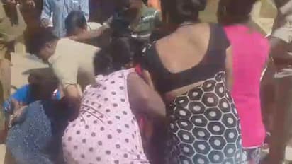 2 ಮಂಗಳಮುಖಿ ಗುಂಪುಗಳ ನಡುವೆ ಮಾರಾಮಾರಿ; ಜಡೆ ಜಗಳ ತಡೆಯಲು ಪೊಲೀಸರ ಹರಸಾಹಸ