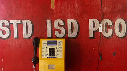 കോയിന് ബൂത്തുകള് ഇനി ഇന്റര്നെറ്റ് നല്കും