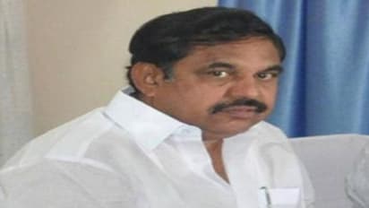 தேர்வு செய்யபட்டார் எடப்பாடி - அதிமுக சட்டமன்ற குழு தலைவரானார் பழனிச்சாமி