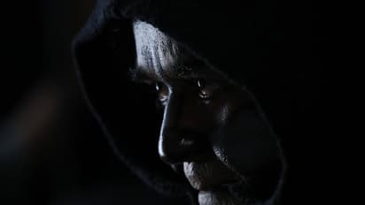 ഒടിയനിലെ വമ്പന്‍ സര്‍പ്രൈസ് പുറത്ത്; ജാലവിദ്യ മാത്രമല്ല, പാട്ട് പാടിയും മോഹന്‍ലാല്‍ വിസ്മയിപ്പിക്കും