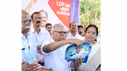 LDF liqour policy clear, no new bars: VS Achutanandan