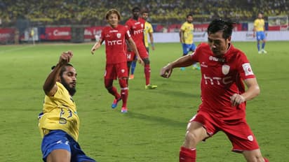 നോര്ത്ത് ഈസ്റ്റിനെ തകര്ത്ത് ബ്ലാസ്റ്റേഴ്സ് സെമിയിലേക്ക്