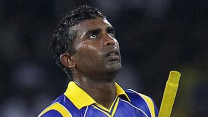 ಏನೋ ಮಾಡಲು ಹೋಗಿ ಎಡವಟ್ಟು ಮಾಡಿಕೊಂಡ ಸಿಲ್ವಾ..! ಹಿಂಗೆಲ್ಲಾ ಬ್ಯಾಟಿಂಗ್ ಮಾಡೋಕೆ ಹೋದ್ರೆ ಆಗೋದೇ ಇಷ್ಟು..!