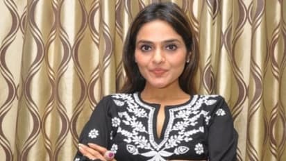 பாகுபலி சிவகாமி தேவிக்கு நிகரான கதாபாத்திரத்தில் நடிக்கும் "மதுபாலா"...