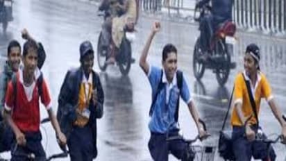 கடலூர், விழுப்புரம் மாவட்டங்களிலும் பள்ளிகளுக்கு இன்று விடுமுறை!! தொடர் மழையால் காரைக்காலிலும் பள்ளிகள் இயங்காது!!!