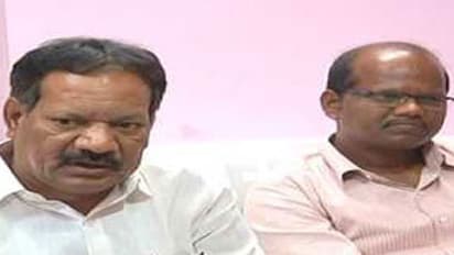 వైసీపీవీ బ్లాక్ మెయిల్ రాజకీయాలు: మంత్రి నక్కా ఆనందబాబు