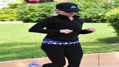 கருப்பு நிற சட்டை போட்டுக்கொண்டு ஜாக்கிங்க் செய்யக் கூடாது. ஏன் தெரியுமா?