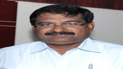 அரசு மருத்துவமனைக்கு வரும் நோயாளிகளுக்கு தரமான சிகிச்சை கிடைக்கிறதா? மருத்துவர்கள் உறுதி செய்ய ஆட்சியர் உத்தரவு…