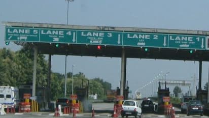 செம.. சென்னை மக்களே கவனிங்க.. விரைவில் மூடப்பட உள்ள முக்கியமான சுங்கச்சாவடி..