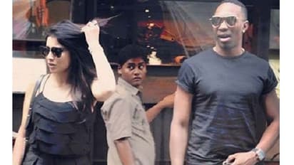 ಶ್ರಿಯಾ- ಬ್ರಾವೋ ಸಂಥಿಂಗ್ ಸಂಥಿಂಗ್