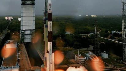 బంగారు తెలంగాణకు ఇస్రో బాసట