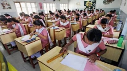 ಶಾಲೆಯೊಂದರಲ್ಲಿ ಹಿಂದೂ, ಮುಸ್ಲಿಂ ವಿದ್ಯಾರ್ಥಿಗಳಿಗೆ ಪ್ರತ್ಯೇಕ ಕ್ಲಾಸ್!