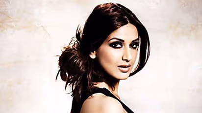 പന്ത്രണ്ട് വർഷമായി സന്തോഷത്തിലും ദുഖത്തിലും ഒപ്പമുണ്ടായിരുന്നു അവൻ;വികാരഭരിതയായി സൊണാലി