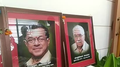 ಬದುಕಿರುವ ಸಾಹಿತಿಗಳನ್ನು ‘ಸಾಯಿಸಿದ’ ಅಧಿಕಾರಿಗಳು?