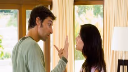 மனைவியின் மீது சந்தேகப்படும் நபரா நீங்கள்? உங்களின் 5 தவறுகள் இதோ…!!