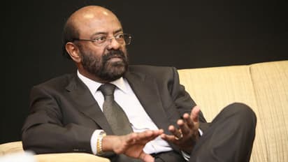 கொடையில் தமிழன அடிச்சிக்க முடியுமா!! ரூ.1161 கோடி அள்ளிக் கொடுத்த சிவ நாடார்.. தாராள மனம் படைத்தவர் பட்டம்