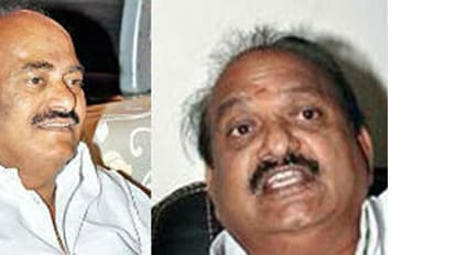 రాజకీయాల్లో వారు, రోడ్ల మీద వారి బస్సులు యమ ఫాస్టు