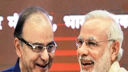 இன்ப அதிர்ச்சி கொடுத்த அருண்ஜெட்லி..! கடைசி உரையில் ஊதிய உயர்வு..!