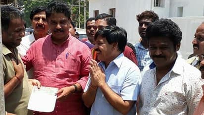 ಉಪಚುನಾವಣೆ: ಜಗ್ಗೇಶ್ ಟಿವಿ ಕಾರ್ಯಕ್ರಮಕ್ಕೆ ನಿರ್ಬಂಧ ಹೇರಲು ಕಾಂಗ್ರೆಸ್ ದೂರು