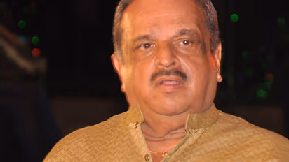 Popular Malayalam singer hasn't watched movies for past 25 years