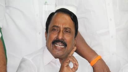 நான் பச்சோந்தி இல்ல... அமைச்சர் செங்கோட்டையன் காட்டம்..!