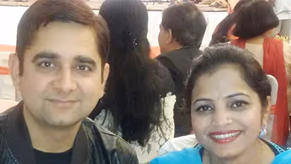 ಹುತಾತ್ಮ ಯೋಧನ ಮಗಳ ವಿದ್ಯಾಭ್ಯಾಸದ ಹೊಣೆ ಹೊತ್ತ ಐಎಎಸ್- ಐಪಿಎಸ್ ದಂಪತಿ