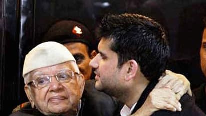 ಹಿರಿಯ ಕಾಂಗ್ರೆಸ್ ನಾಯಕ ಎನ್.ಡಿ.ತಿವಾರಿ ಬಿಜೆಪಿಗೆ ಸೇರ್ಪಡೆ