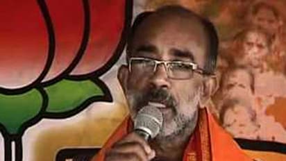 Alphons Kannanthanam files nomination for Rajya Sabha bypoll