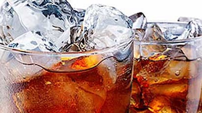 300 ఎంఎల్ కోక్ అక్కడ రూ. 230 మాత్రమే..