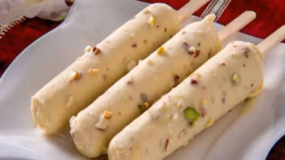 மாலை நேரம்....குல்பி சாப்பிடலாம் வாங்க....