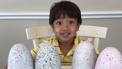 ആറ് വയസുകാരന് റയാന്റെ വാര്ഷിക വരുമാനം 70 കോടി