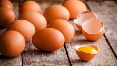 பச்சை முட்டை குடித்தால் இந்த '1' விஷயம் நடக்குமா?