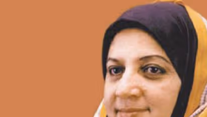 Women needn't speak to male crowd; Muslim League secretary insults woman leader in public