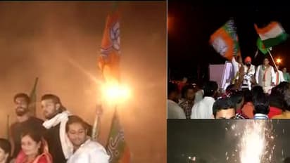 ದೇಶಾದ್ಯಂತ ಜಿಎಸ್'ಟಿ ಪದ್ಥತಿ ಜಾರಿ: ಸಂಸತ್ ಭವನದ ಮುಂದೆ ಕಾರ್ಯಕರ್ತರ ಸಂಭ್ರಮ